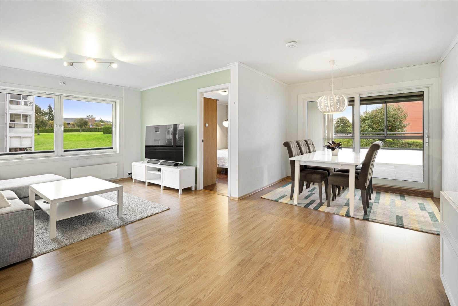 - Luftig og sosial planløsning - Galleribilde