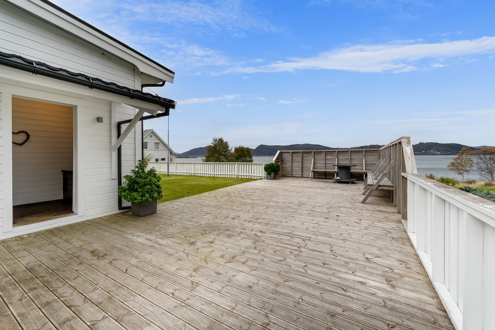 Svært romslig markterrasse. Galleribilde