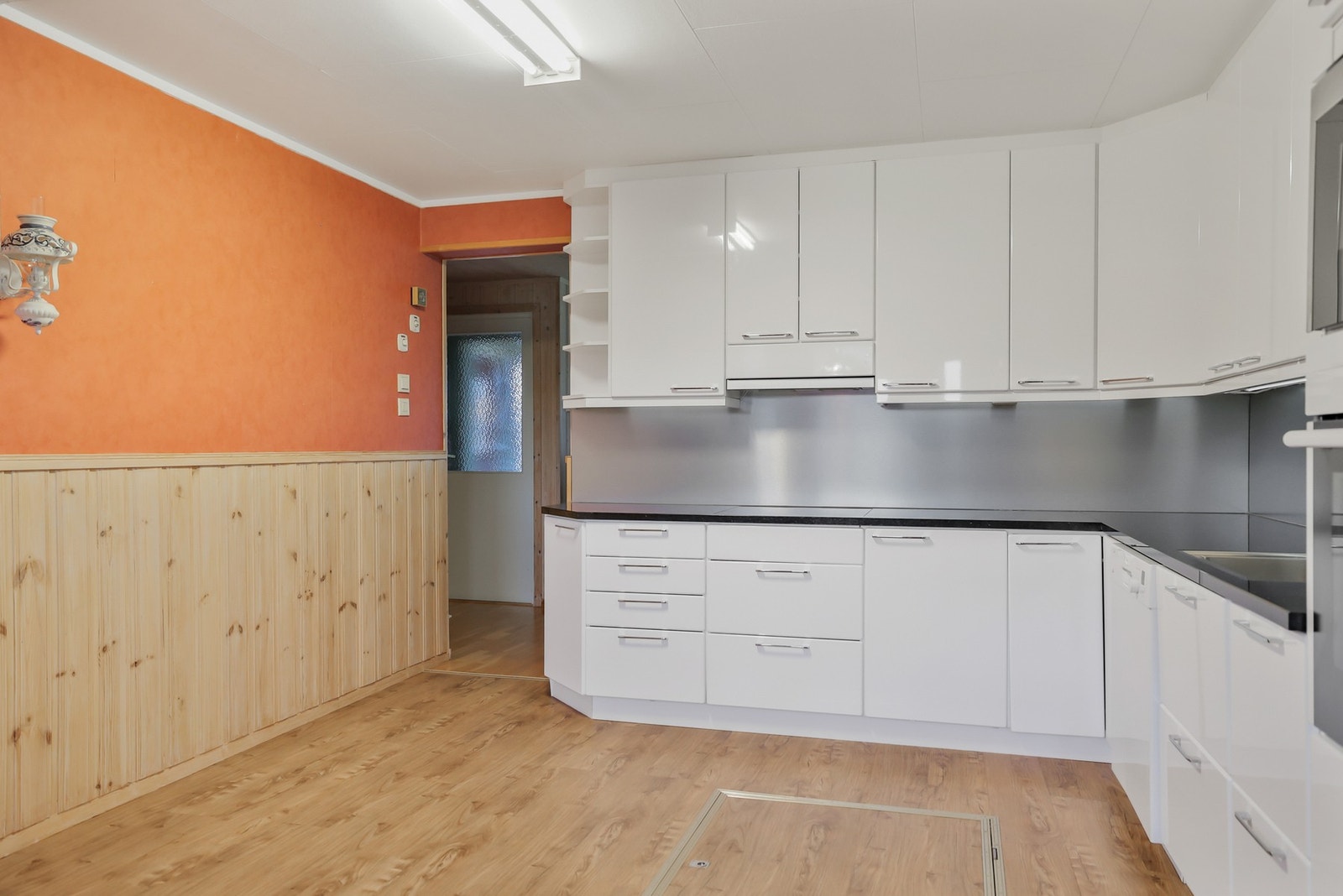 Kjøkkenet er blir oppgradert i nyere tid. Galleribilde