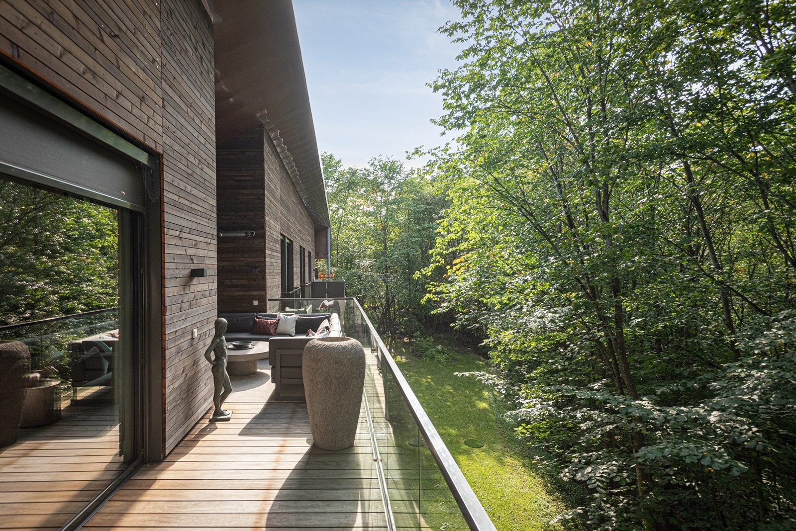 Her er det god plass til diverse utemøbler og dekorasjon. Galleribilde