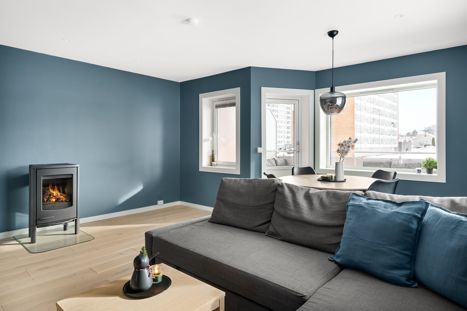 Med utgang fra stuen finner du en fantastisk veranda. Galleribilde