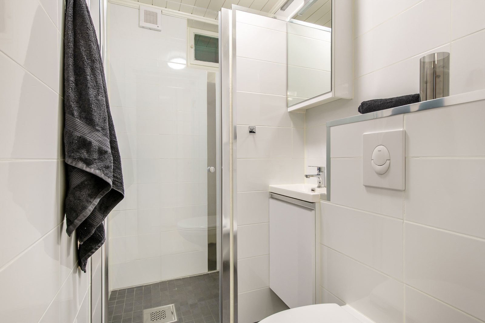 Bad 1. etasje Galleribilde