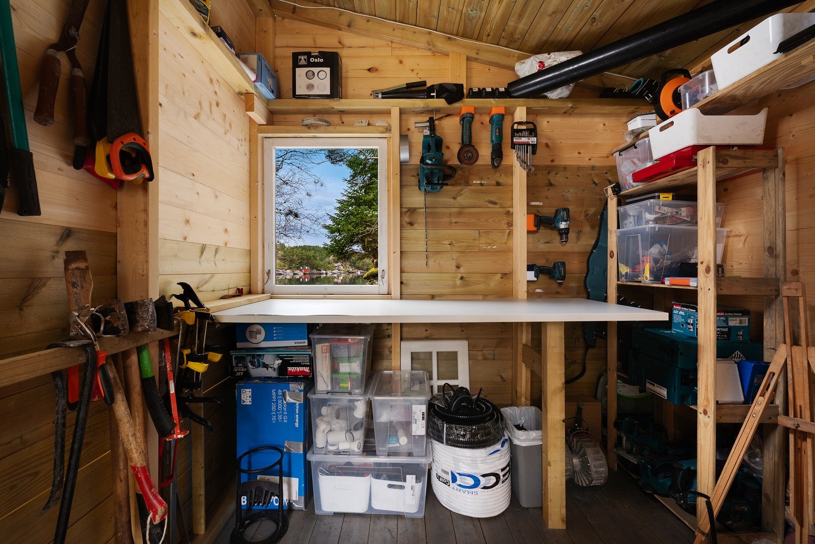 Praktisk redskapsbod. Galleribilde
