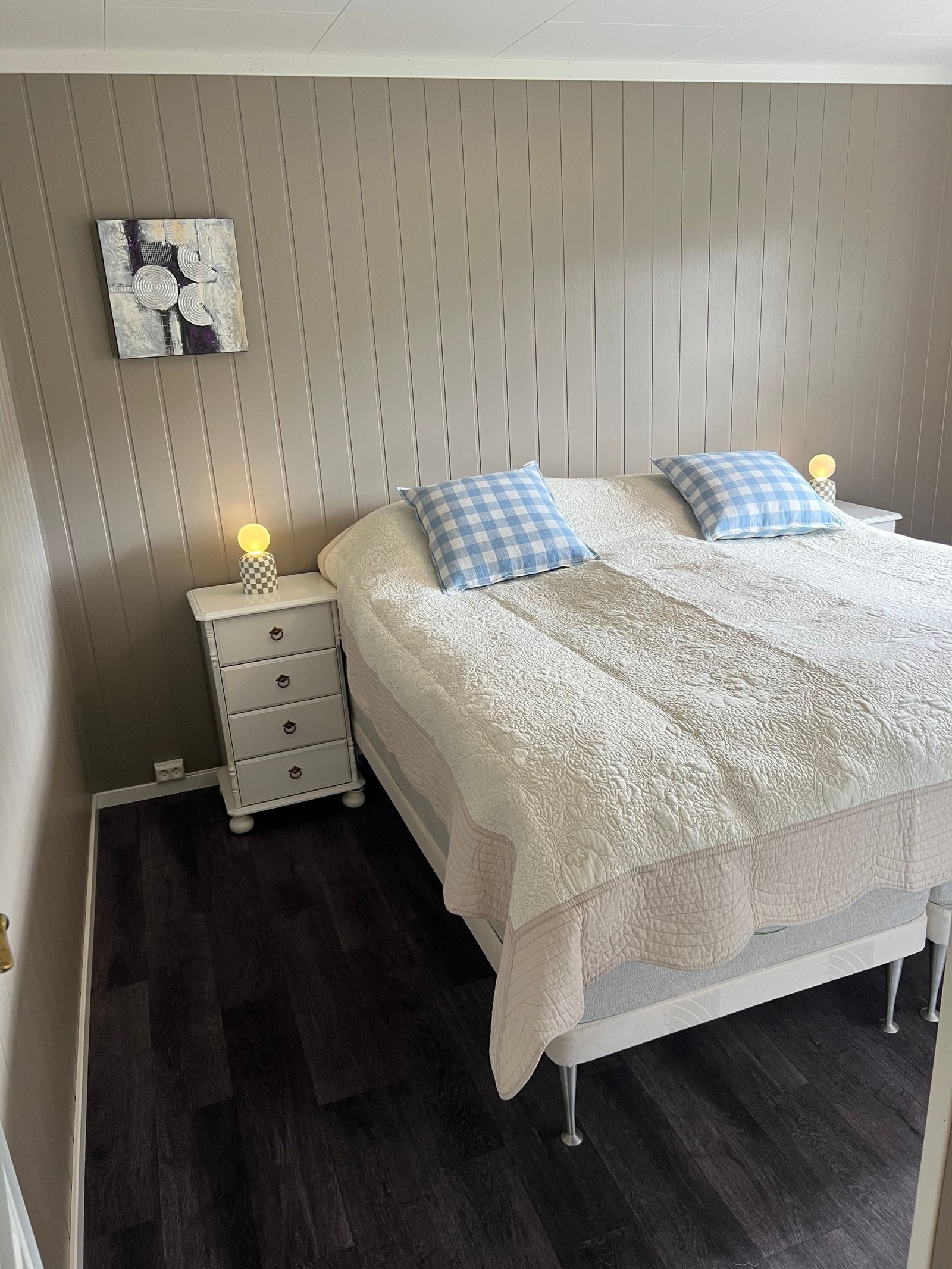 Nyoppusset soverom Galleribilde