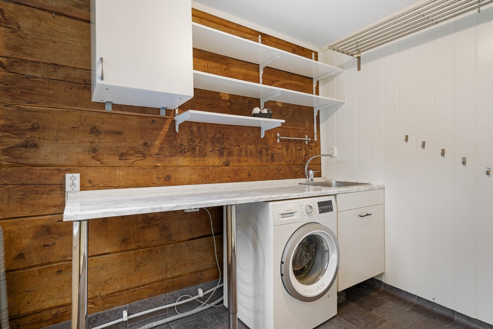 Vaskerom. Galleribilde