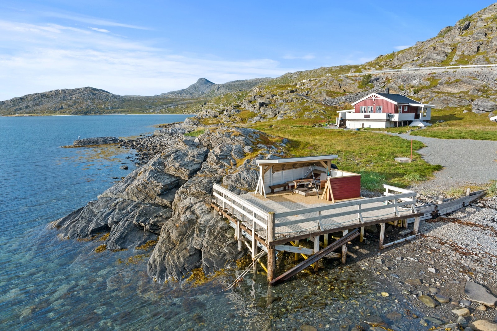 Terrasse i fjæra Galleribilde