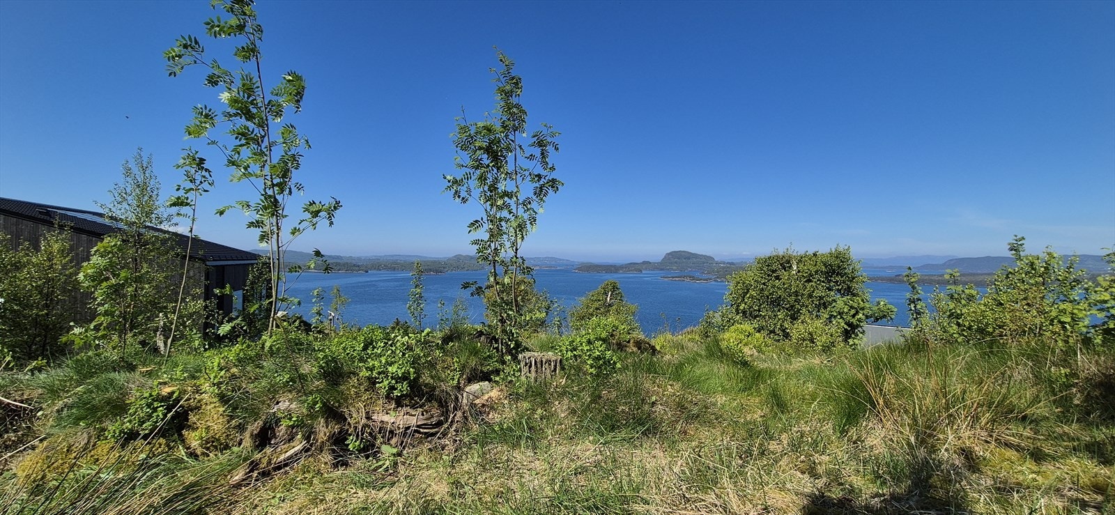 Lysåsen er et veletablert og populært hyttefelt på solrike Fister med kort vei til sjø og flotte turområder Galleribilde