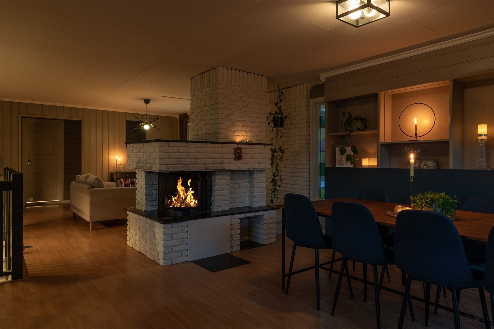 Ro, stillhet og fyr på peisen. Galleribilde