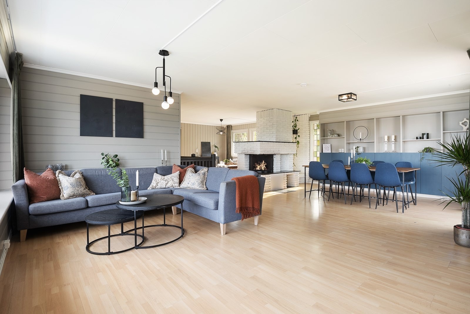 God plass for møblering. Galleribilde