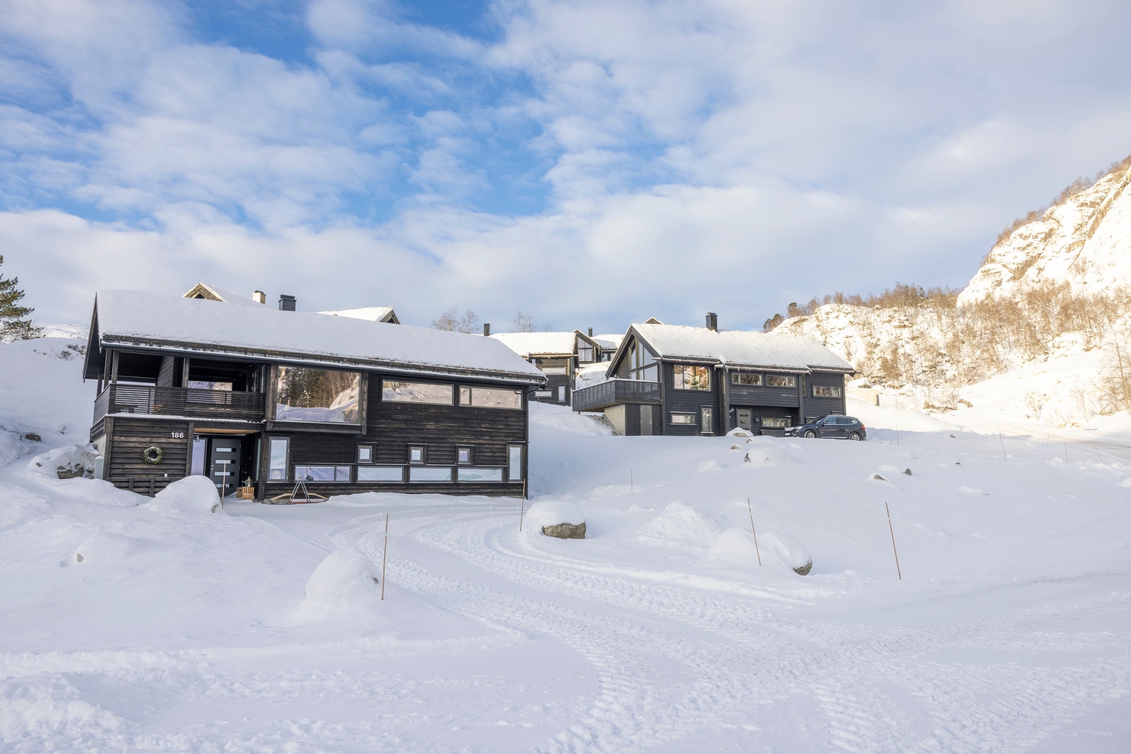 Beinesdalen Galleribilde