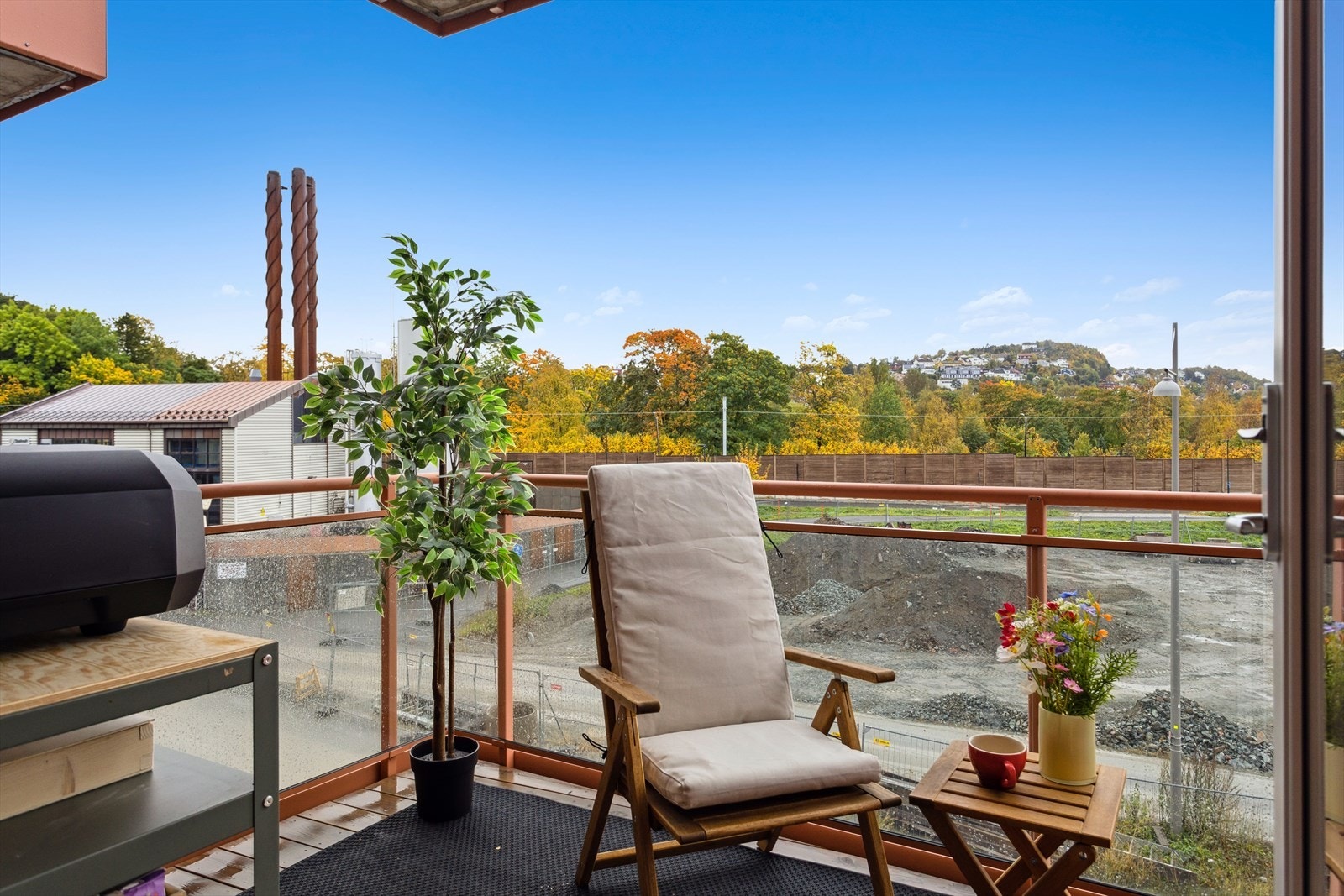 Balkongen er ca. 6,7 m². Galleribilde