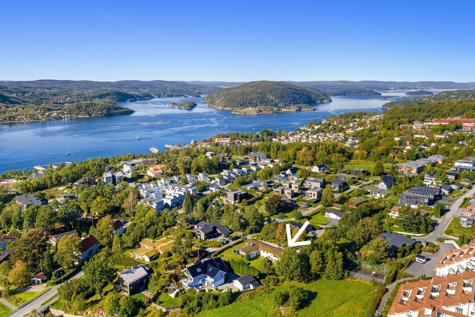 Dronebilde fra øst Galleribilde