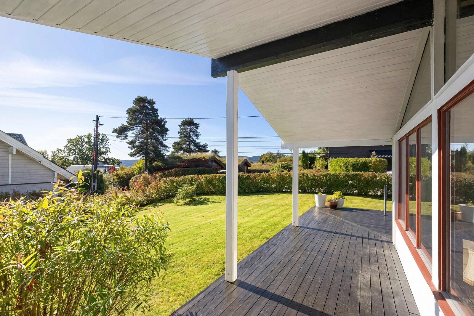 Overbygget terrasse mot syd Galleribilde