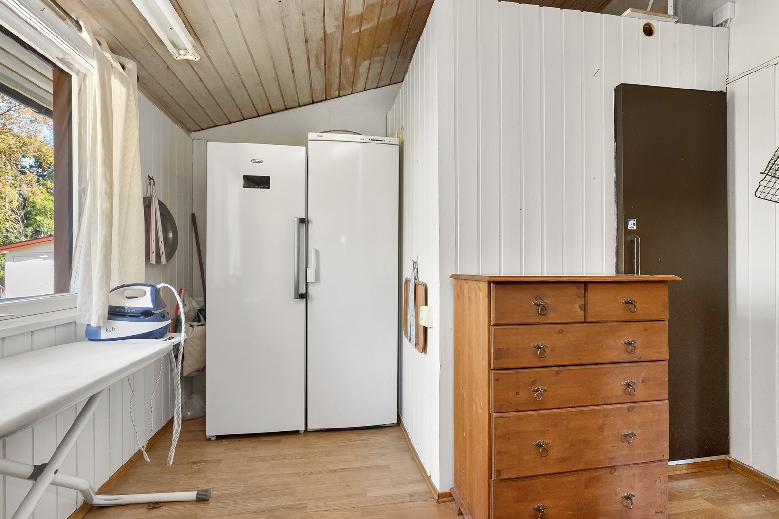 Innredet rom/bod Galleribilde