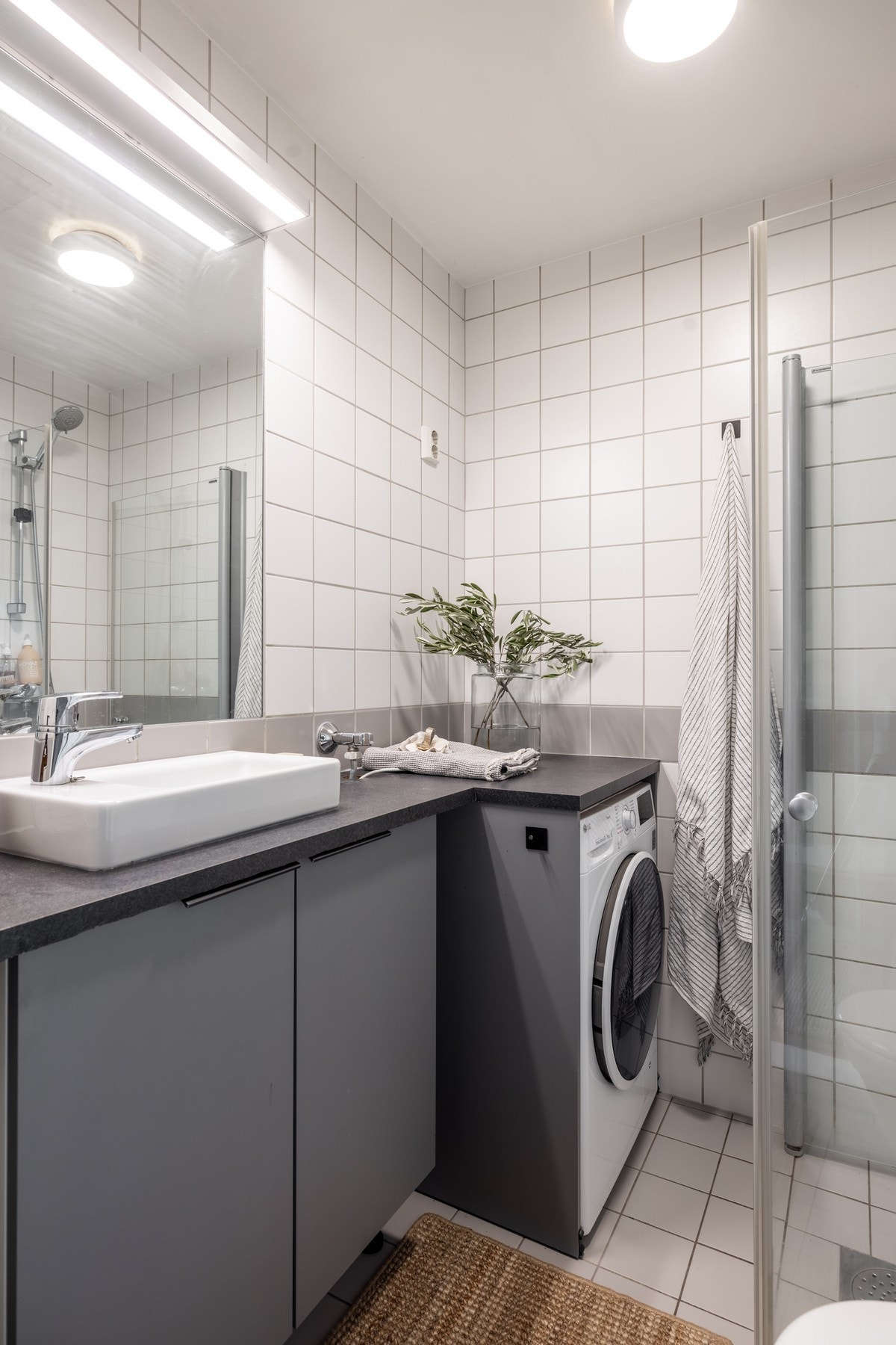 Det er opplegg for vaskemaskin, slik at du har alt du trenger i hverdagen. Galleribilde