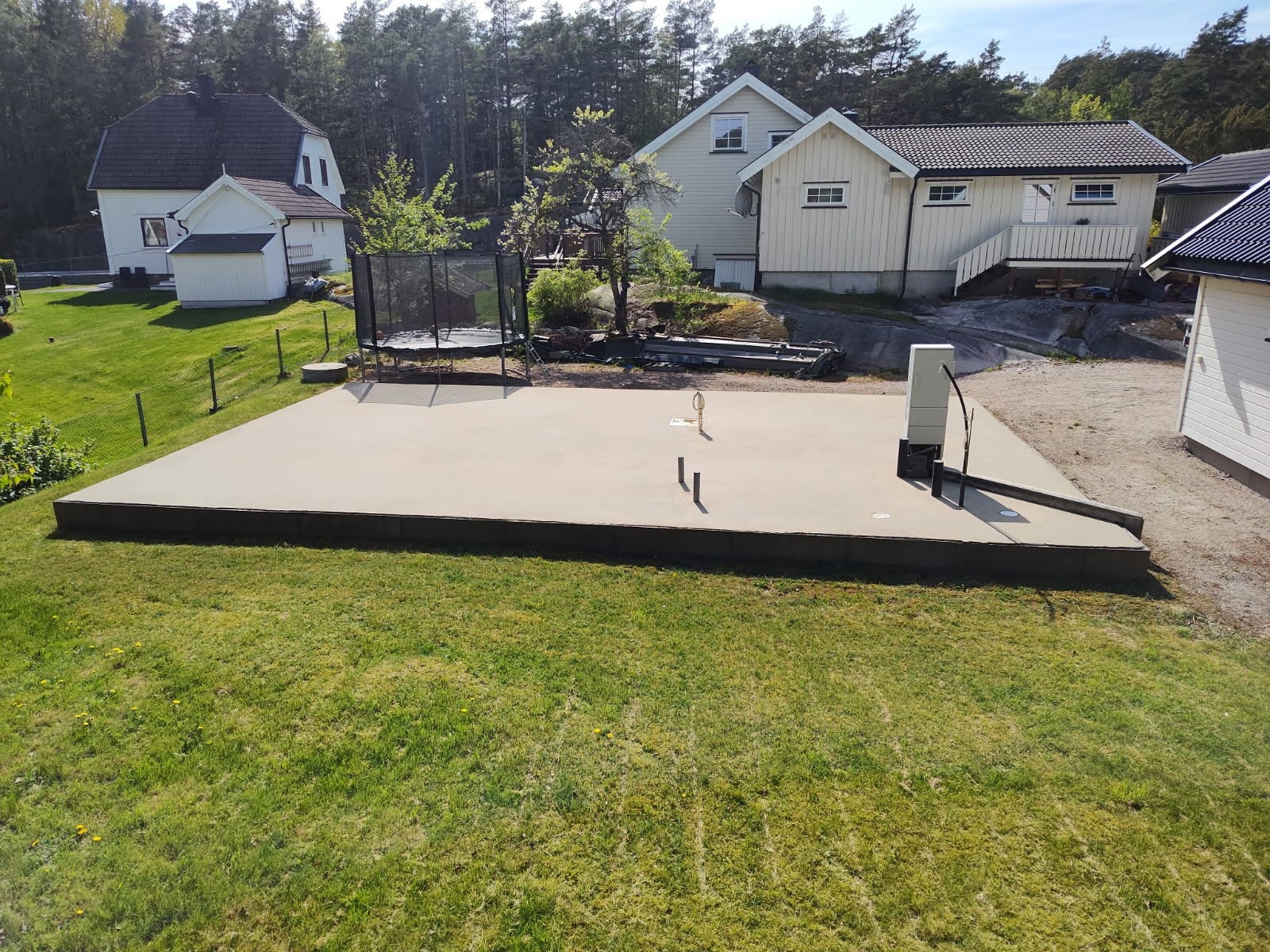 Tomten har en utnyttelsesgrad på 20% (%BYA) i henhold til reguleringsplanen. Galleribilde