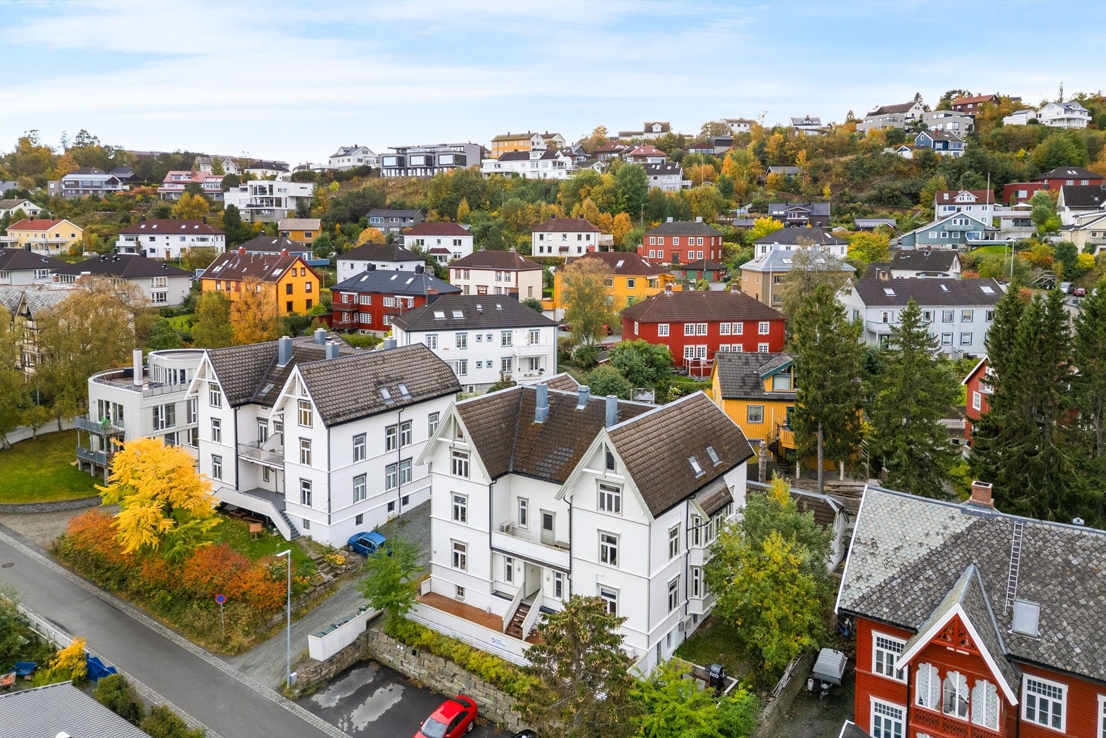 Velkommen til en hyggelig visning! Kontakt megler (Tlf: 965 13 690) dersom oppsatt tidspunkt ikke passer. Galleribilde