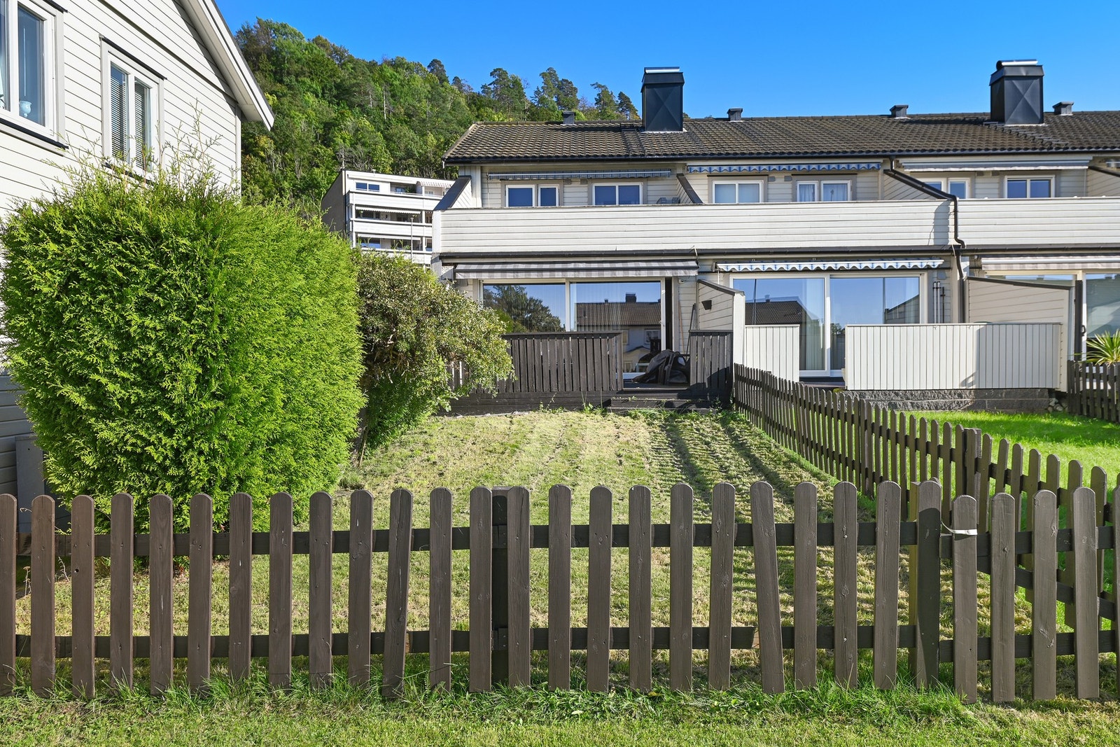 Det er gode sol og lysforhold på tomten. Galleribilde