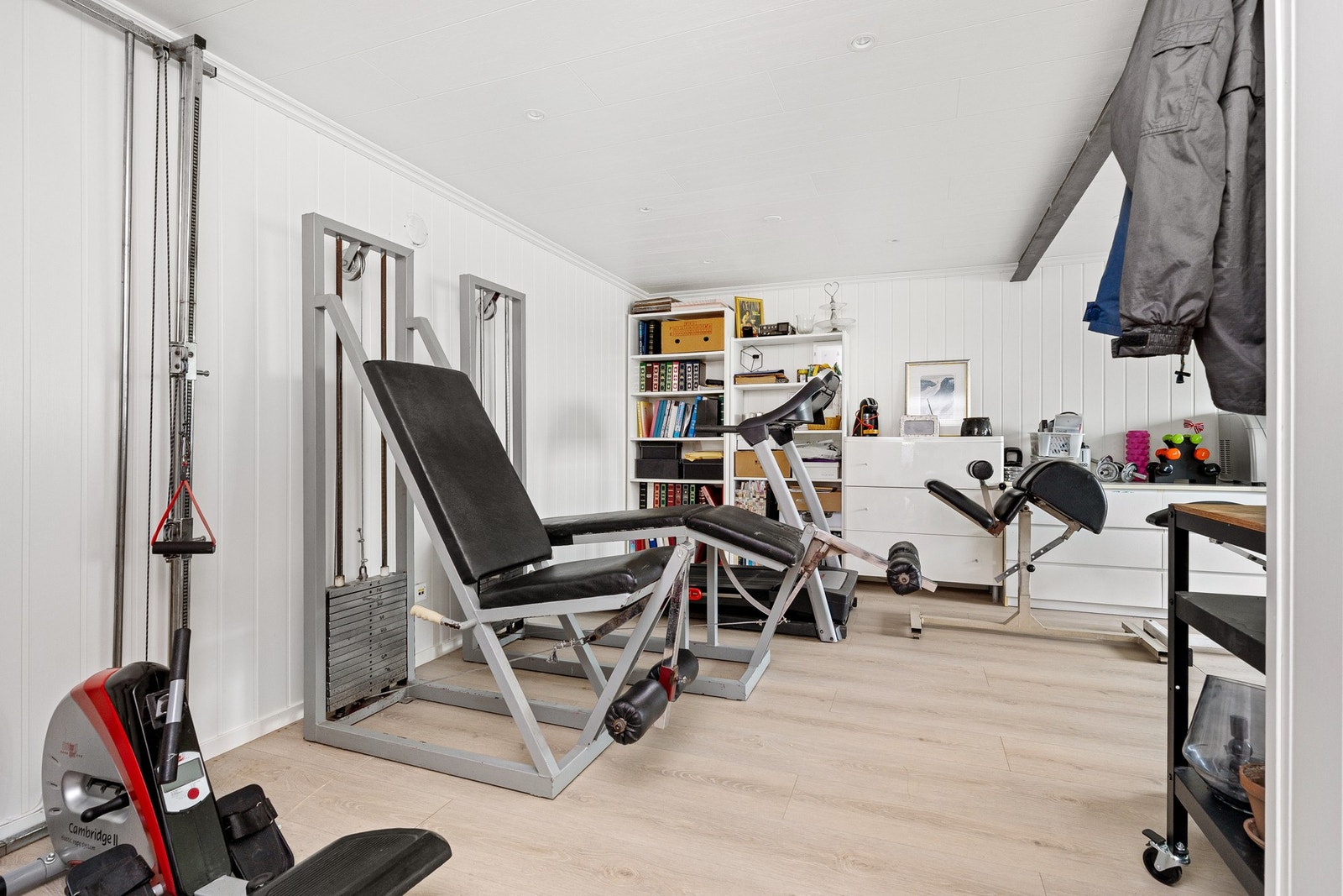 Disp.rom som er brukt som kjellerstue/trimrom