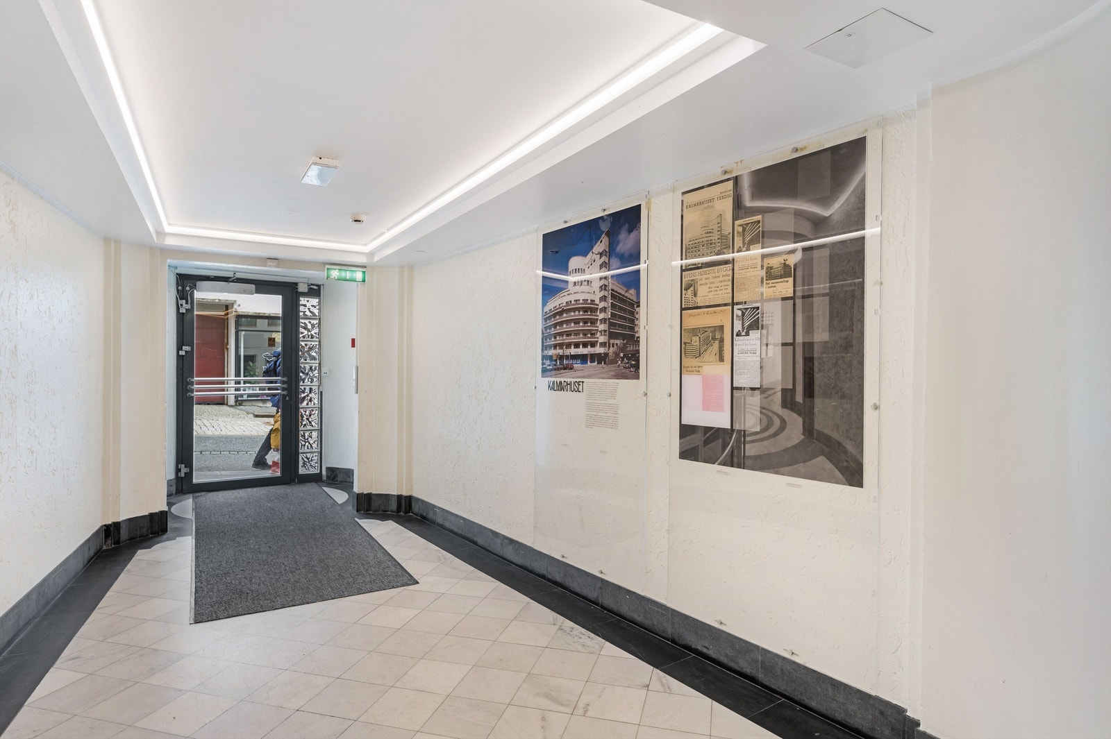 Inngang fra Markeveien som er en av Kalmarhusets 3 innganger Galleribilde