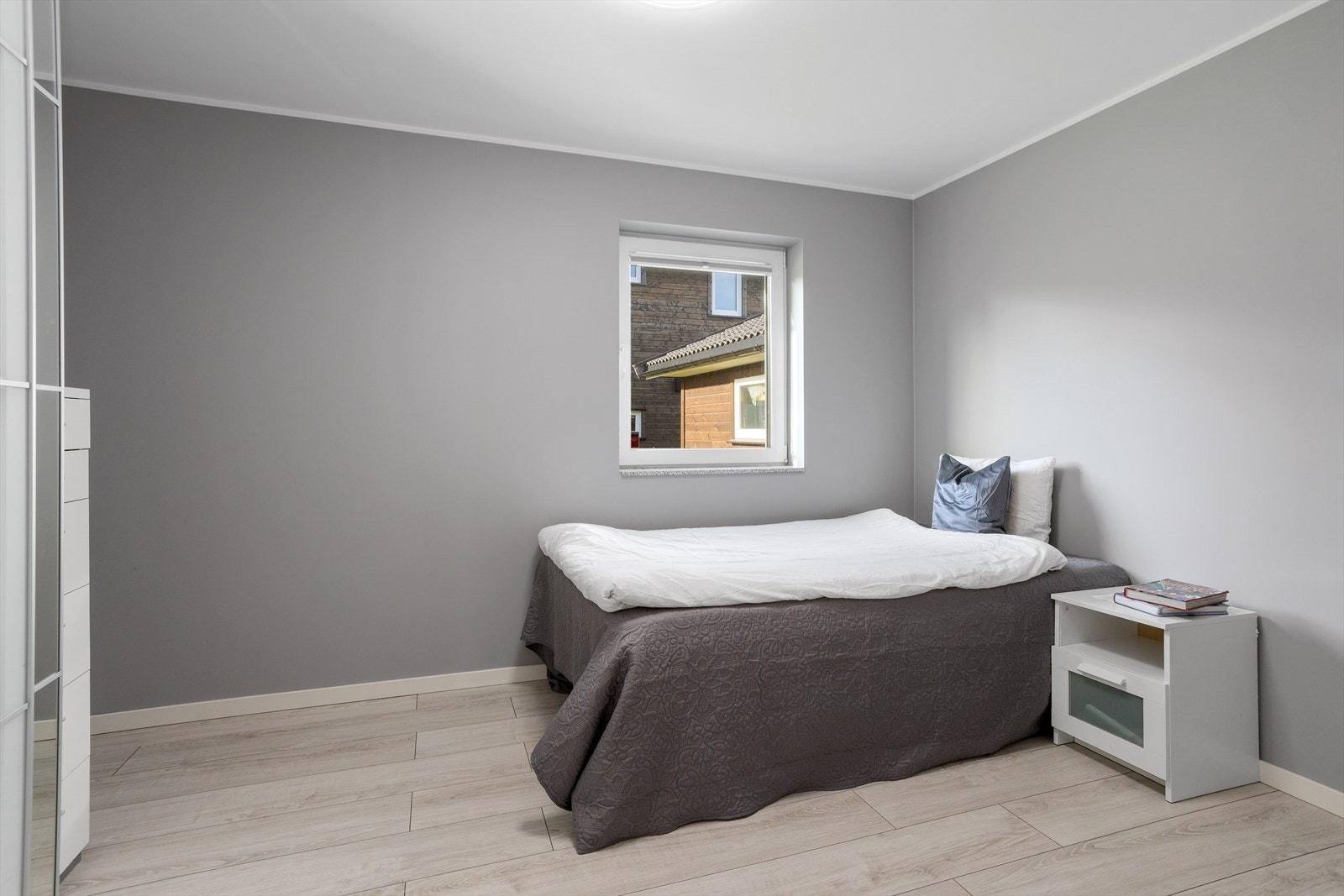 Soverom i 1. etasje - godkjent bruksendring fra bod. Galleribilde