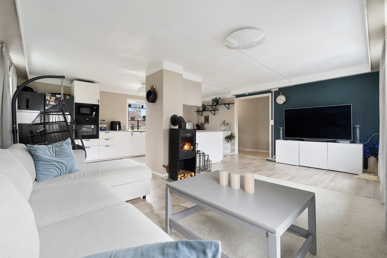 Stuen er enkel å innrede. Galleribilde