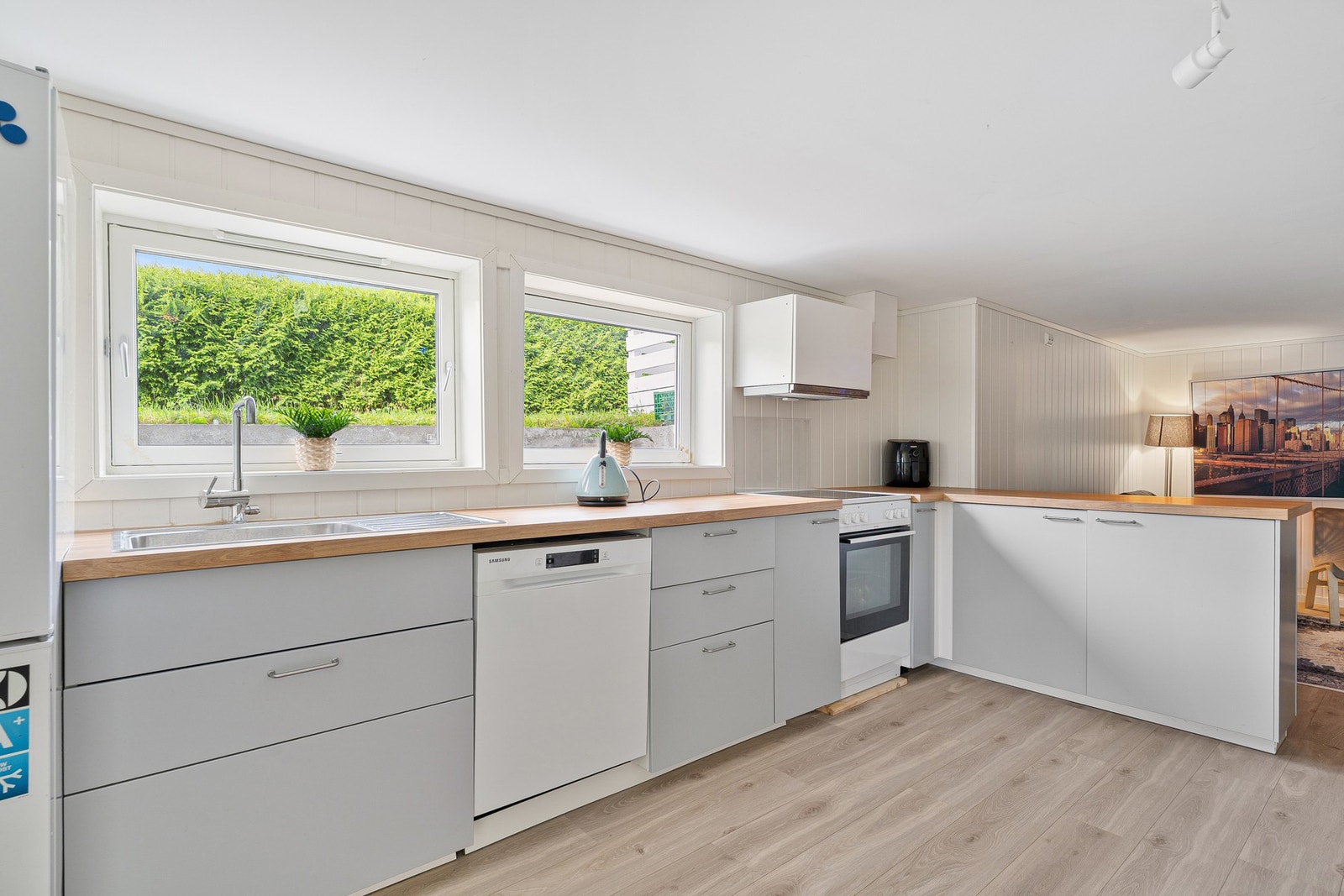 Kjøkkenet i kjelleren har fått tilstandsgrad 1 av takstmann. Galleribilde