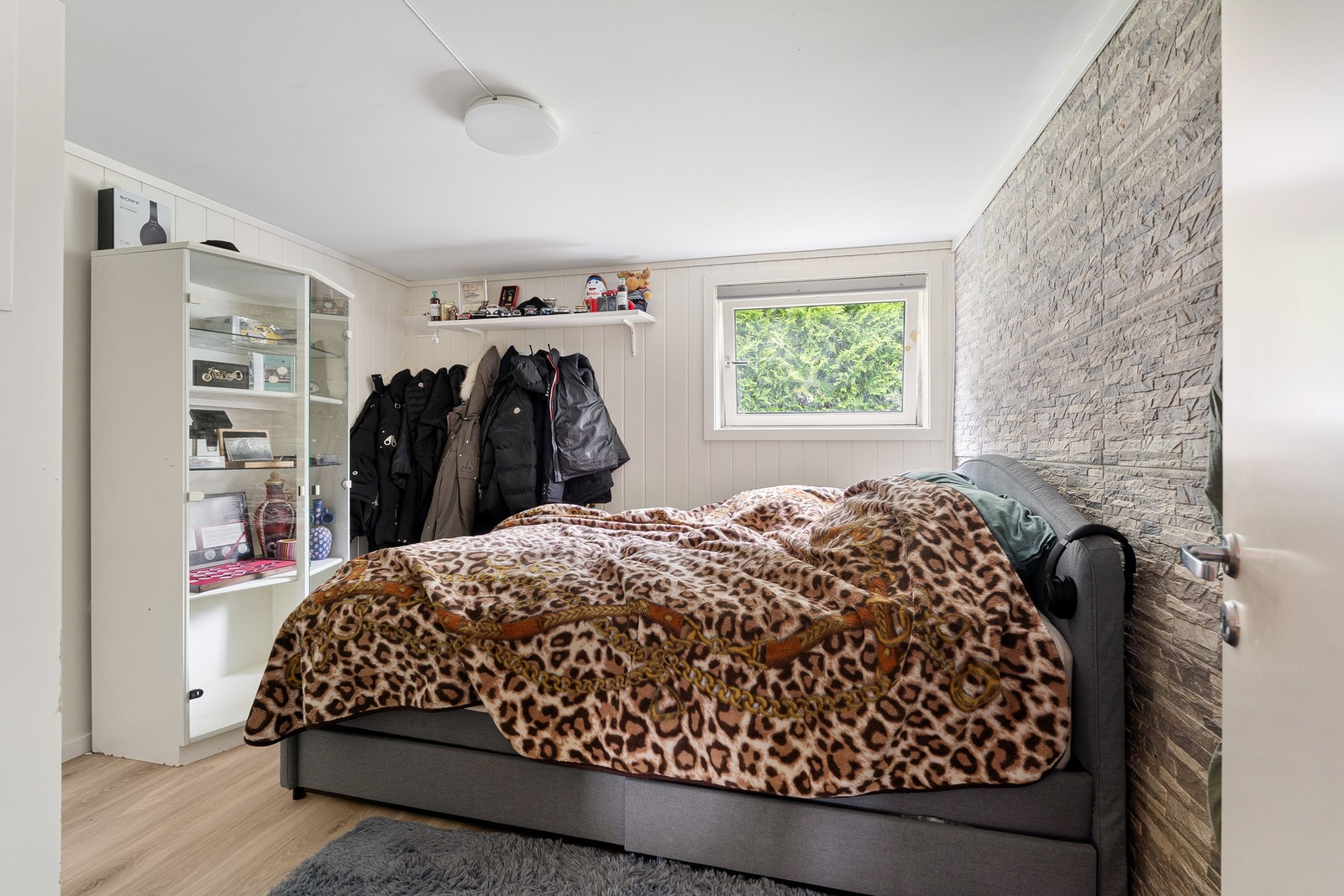 Soverom 2 i kjeller er på 9,1m². Galleribilde