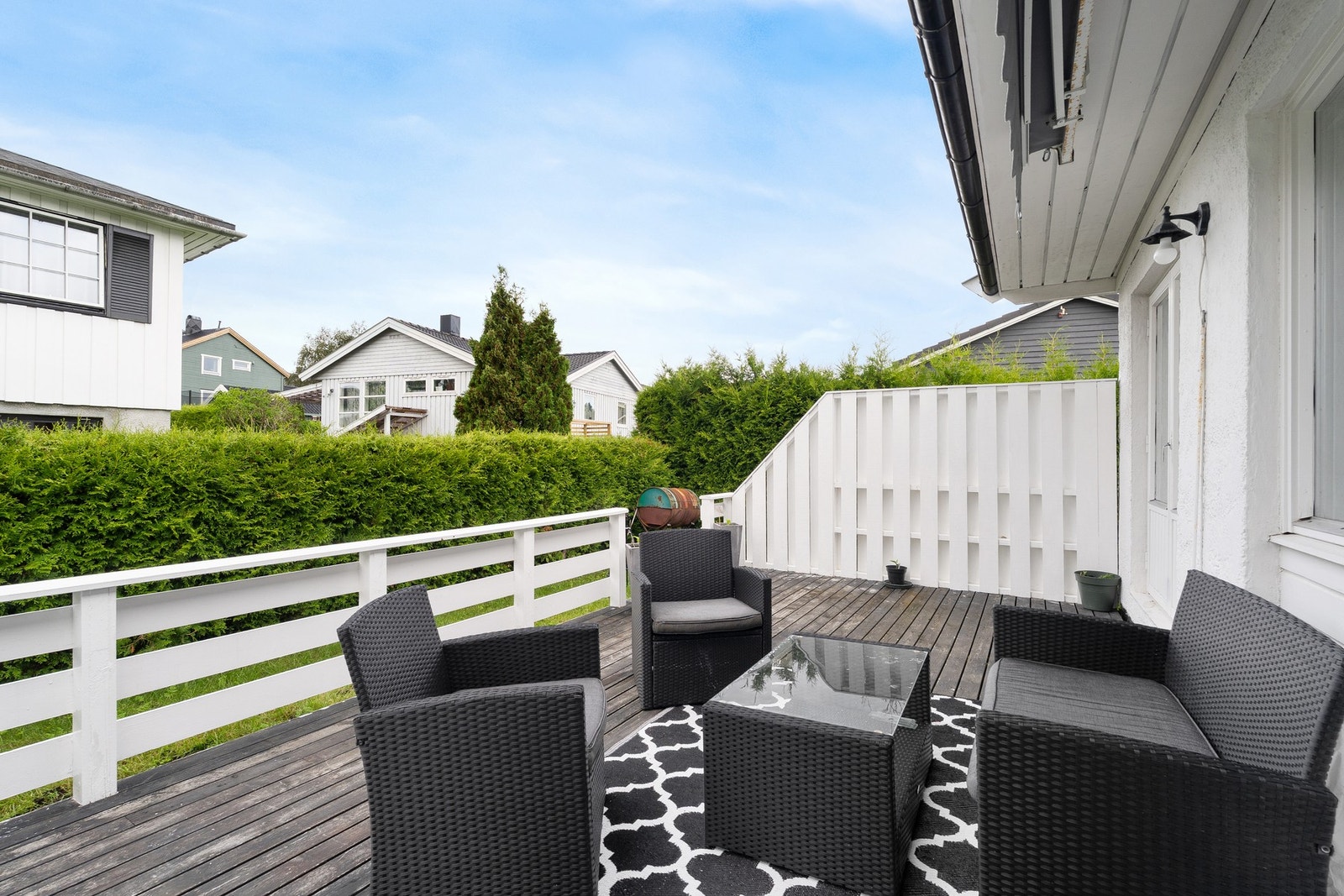 God plass til ønsket utemøblement. Galleribilde