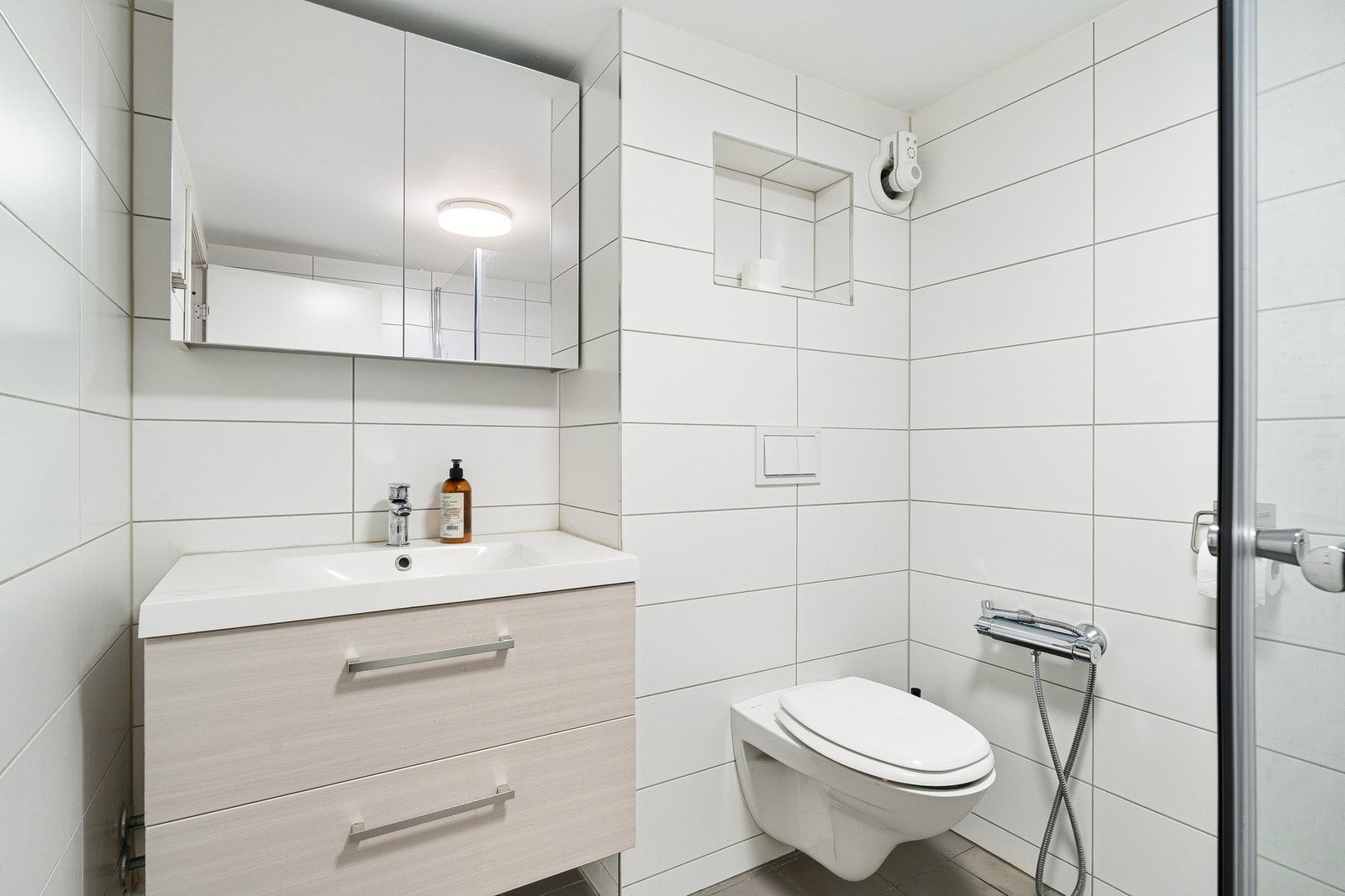 Bad i kjeller. Galleribilde