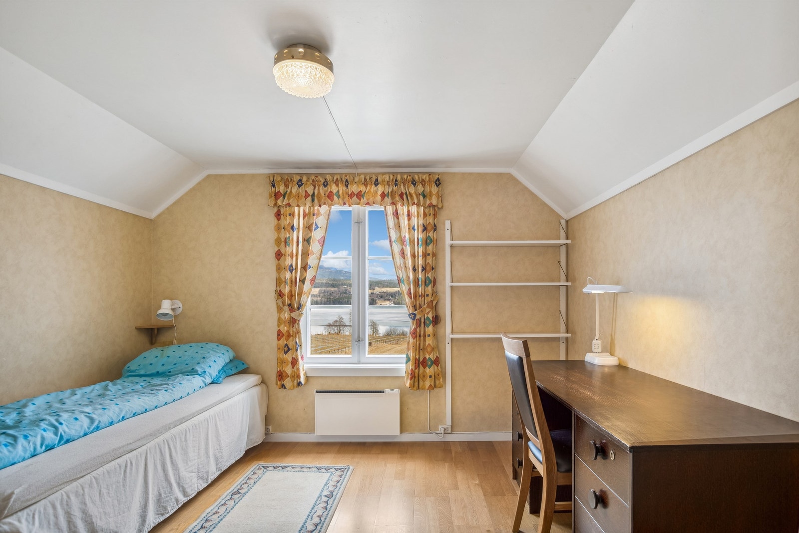 Soverom 3. etg. Galleribilde