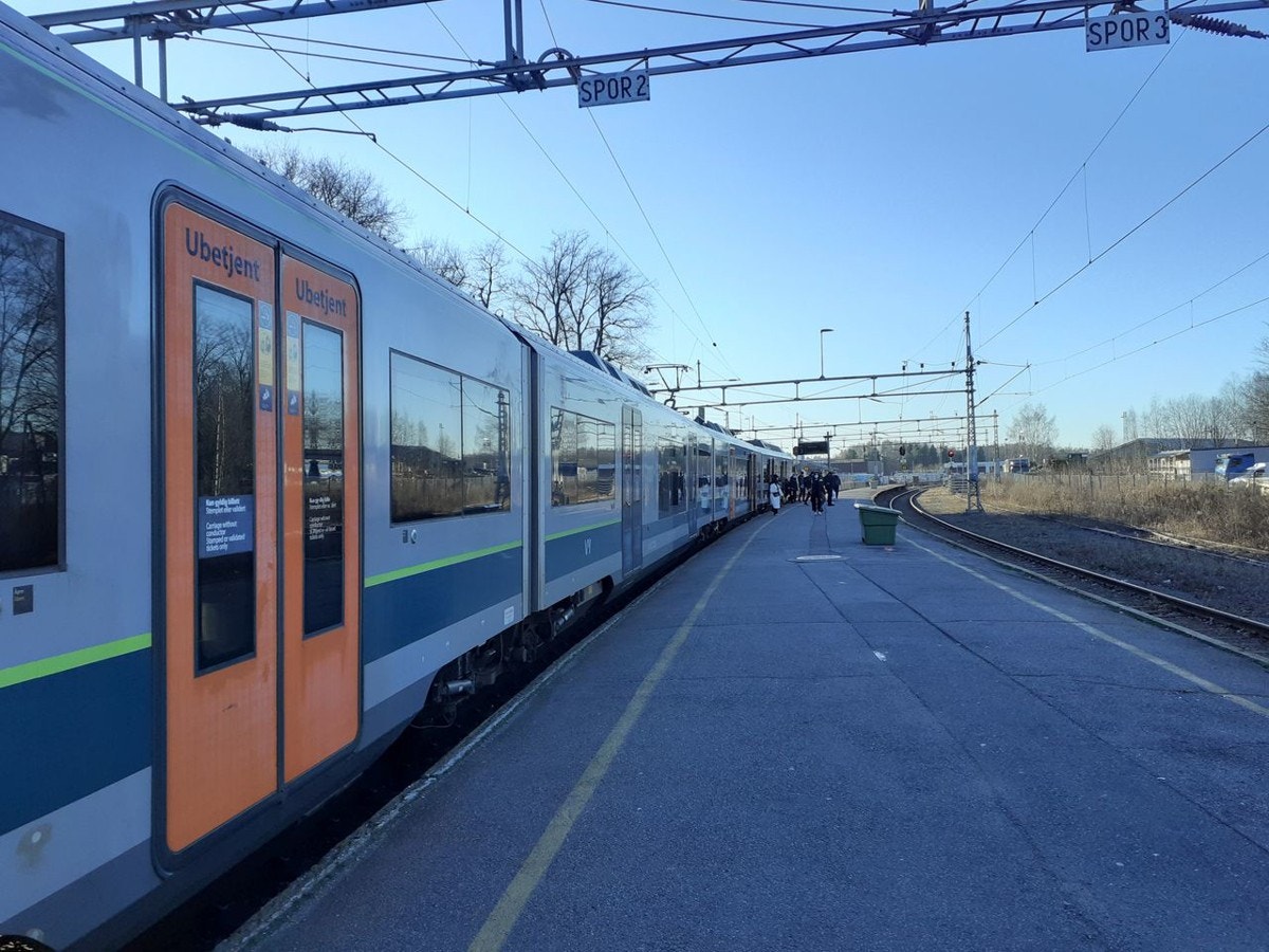 Det er kort vei til togstasjon, ca 7 minutter - kun 11 minutter med tog til Oslo S Galleribilde