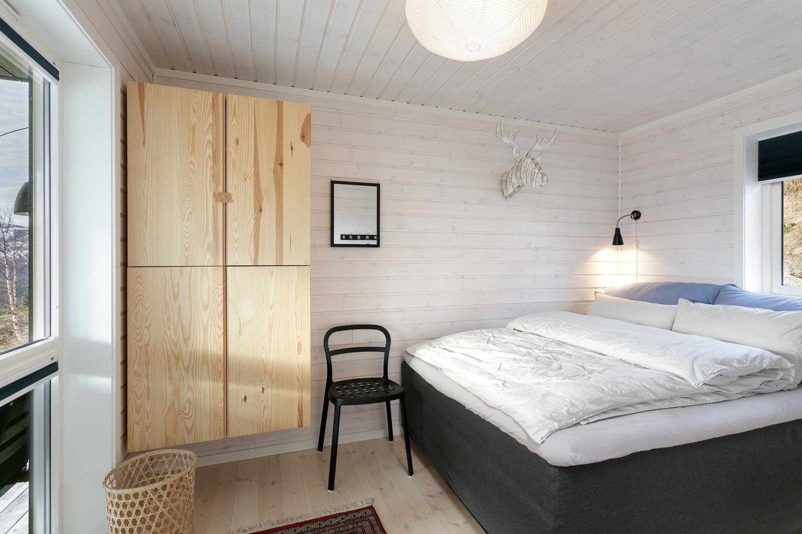 Hovedsoverom. Her kan du starte dagen med å våkne til storslått utsikt. Galleribilde