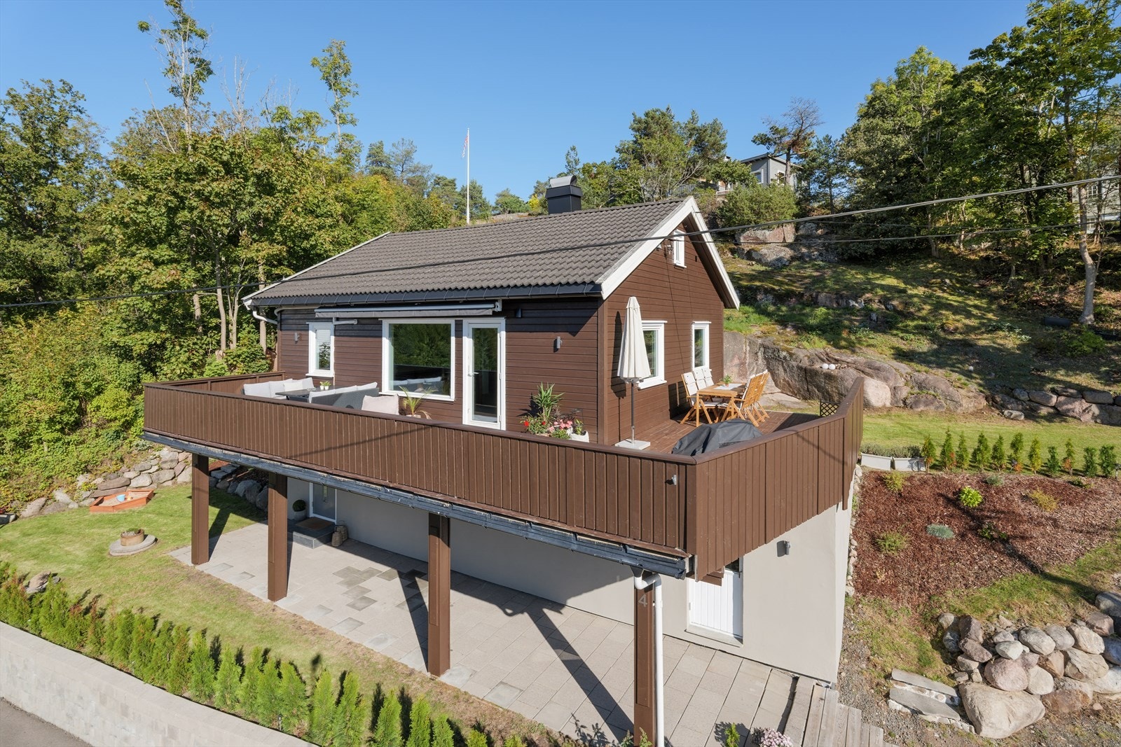 DNB Eiendom v/Jim Robin Henriksen ønsker velkommen til Herstadveien 4 - Husk visningspåmelding Galleribilde