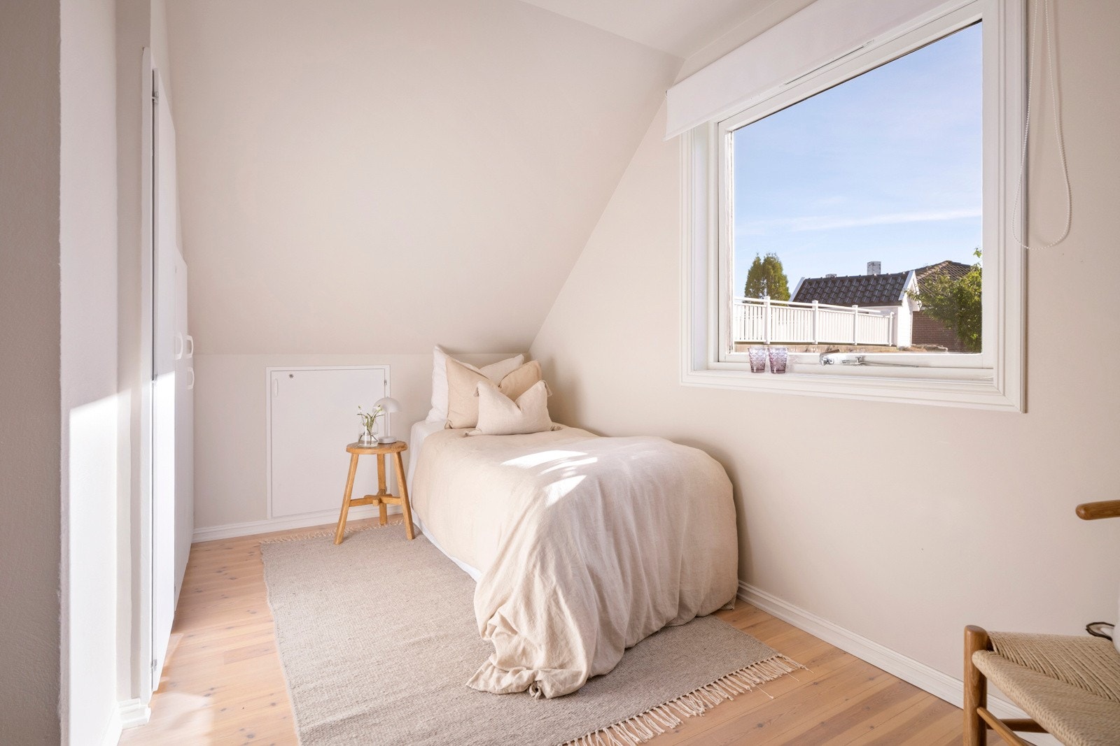 Soverommene kan enkelt tilpasses etter behov - enten som barnerom, gjesterom eller hjemmekontor. Galleribilde