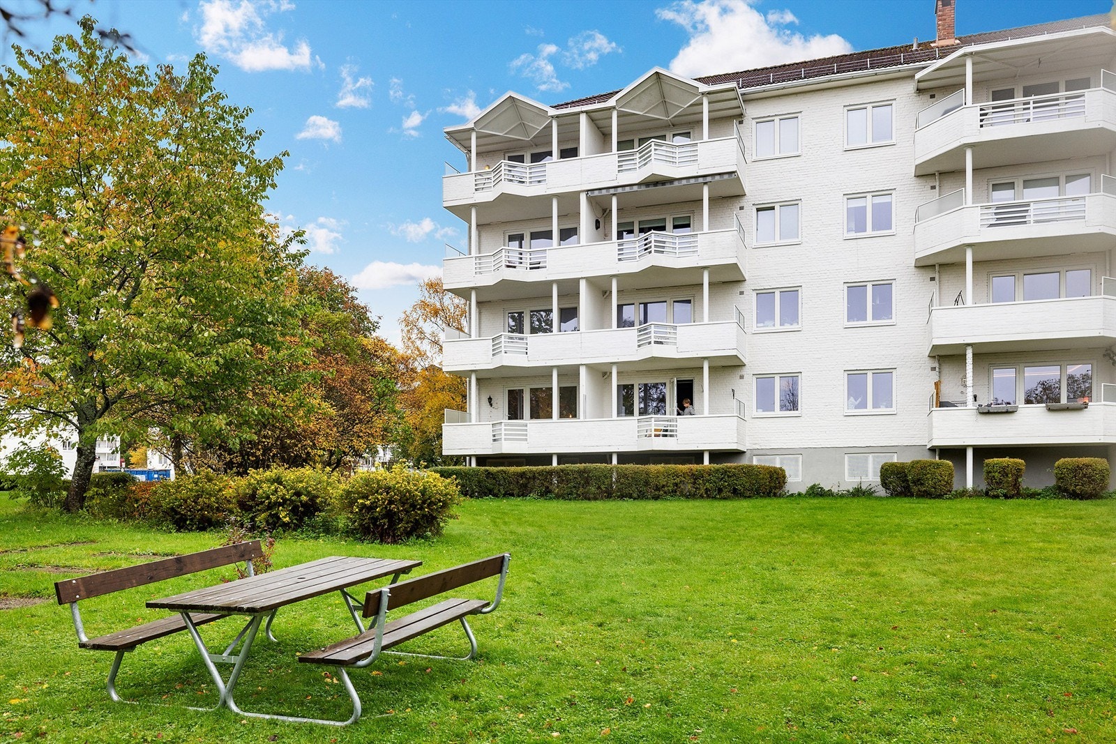 Oppsal borettslag er et stort og godt driftet borettslag, med fine fellesområder som er godt vedlikeholdt. Galleribilde