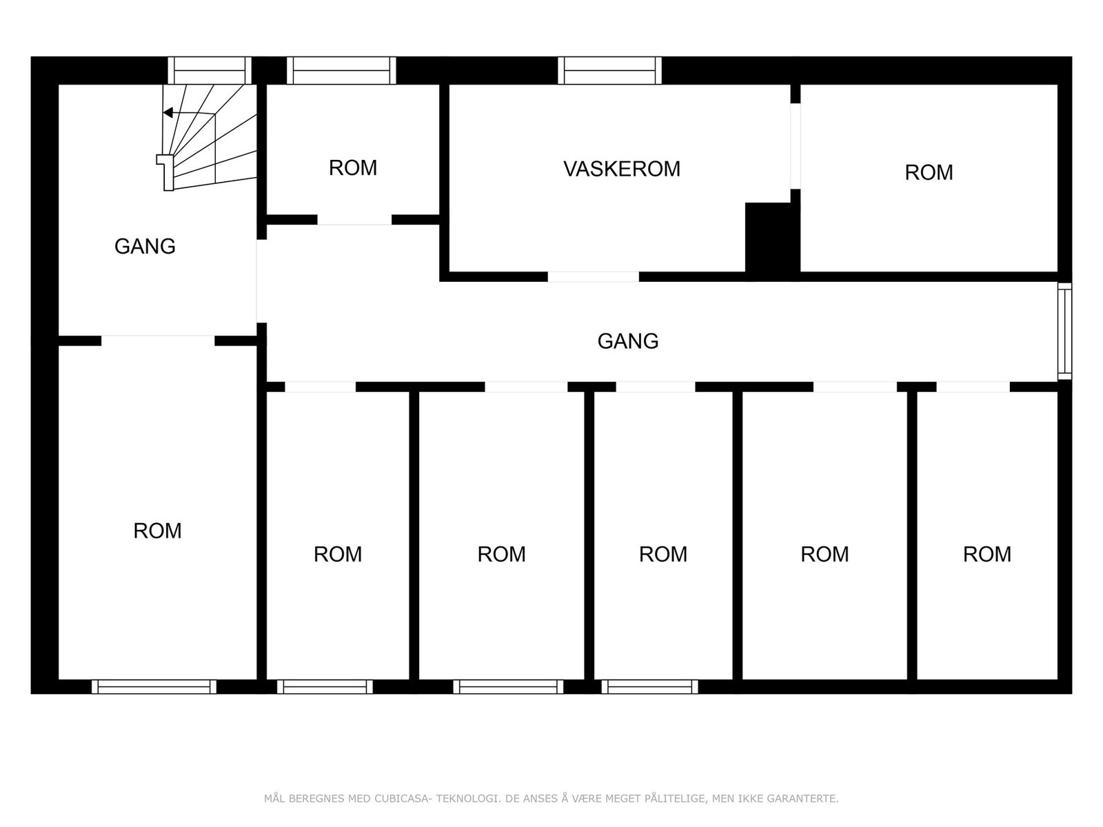 Plantegning - kjeller. Kjelleren består av vaskerom og flere boder. Galleribilde