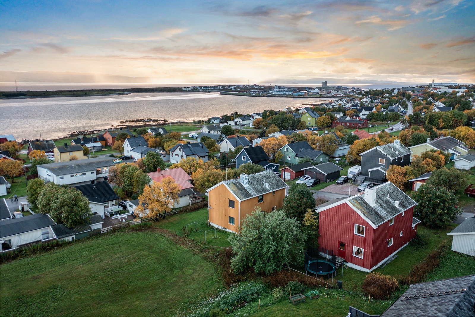Oversiktsbilde sett fra øst. Galleribilde