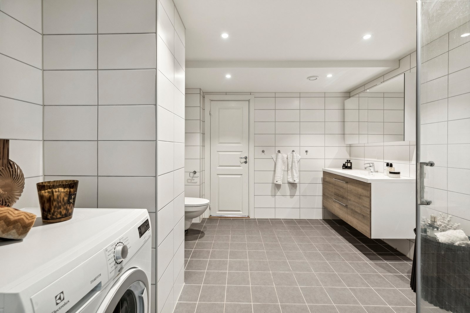 Det er installert opplegg for vaskemaskin. Galleribilde