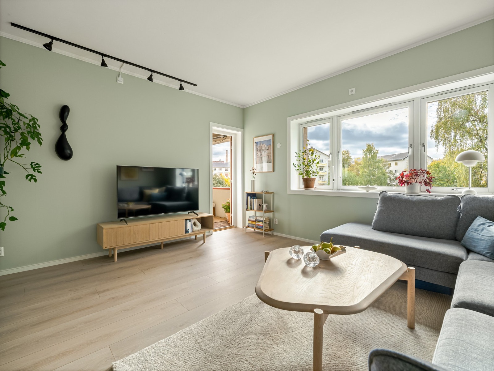 Den interne beliggenheten gjør at det er nydelig utsyn og svært lite innsyn. Galleribilde