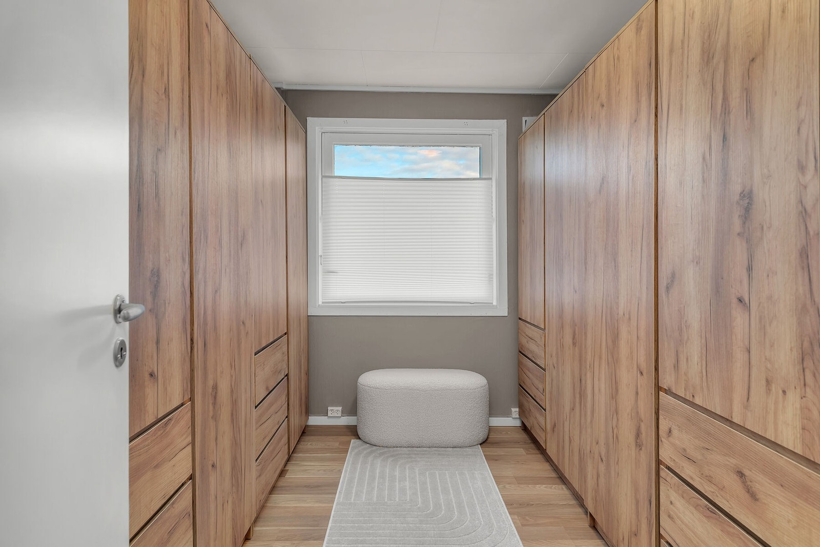 Soverom 3 benyttes i dag som garderoberom. Galleribilde