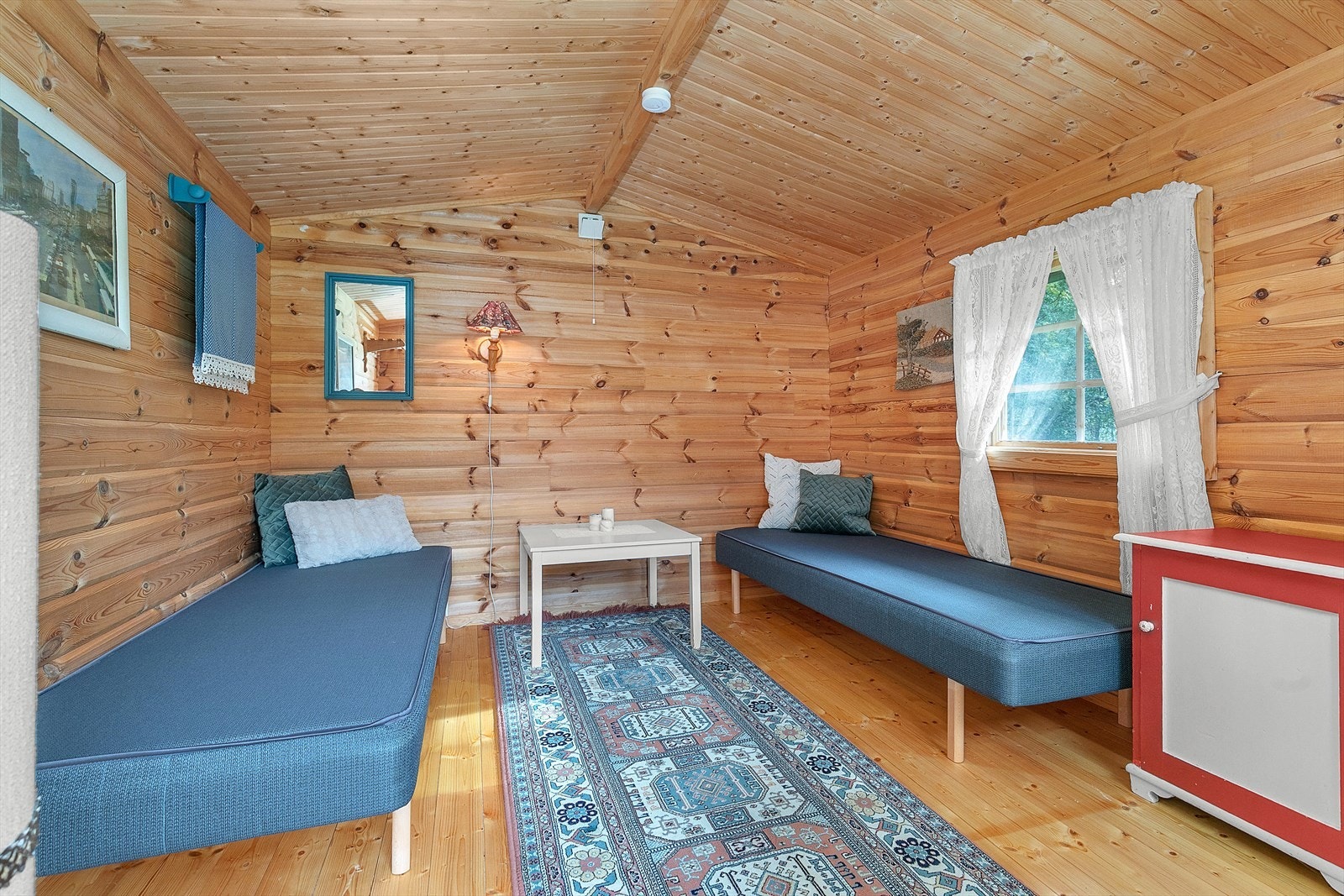 Anneks. Galleribilde