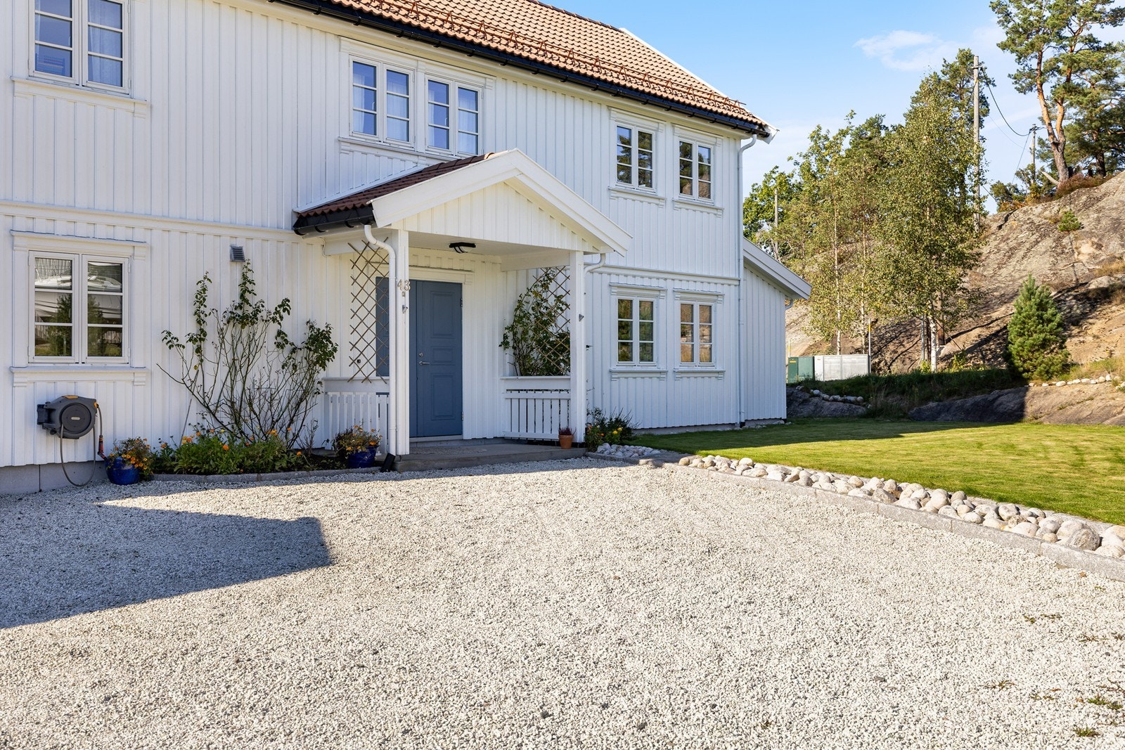 Pent opparbeidet uteområde Galleribilde