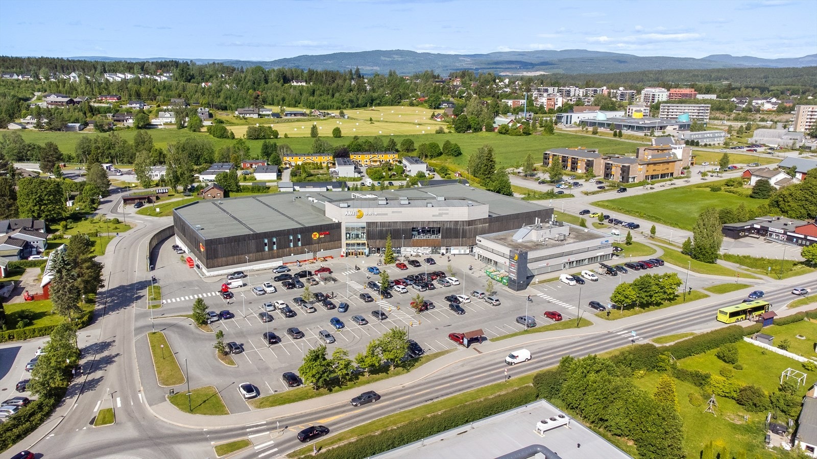 Dronefoto. Galleribilde