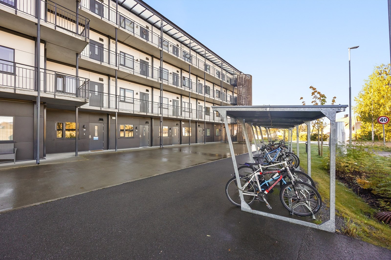 Fellesområder med sykkelparkering. Galleribilde