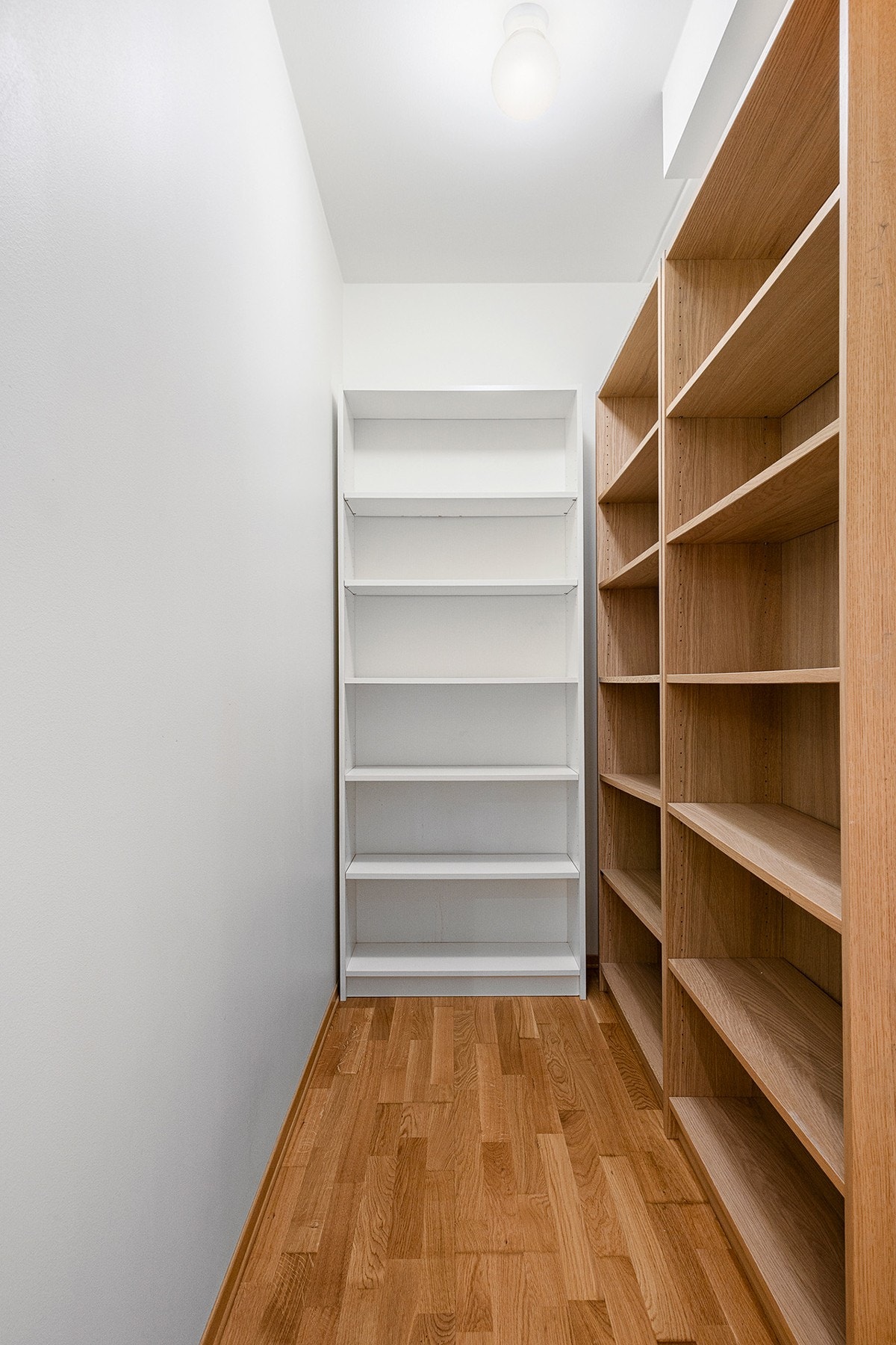 Innvendig bod. Galleribilde