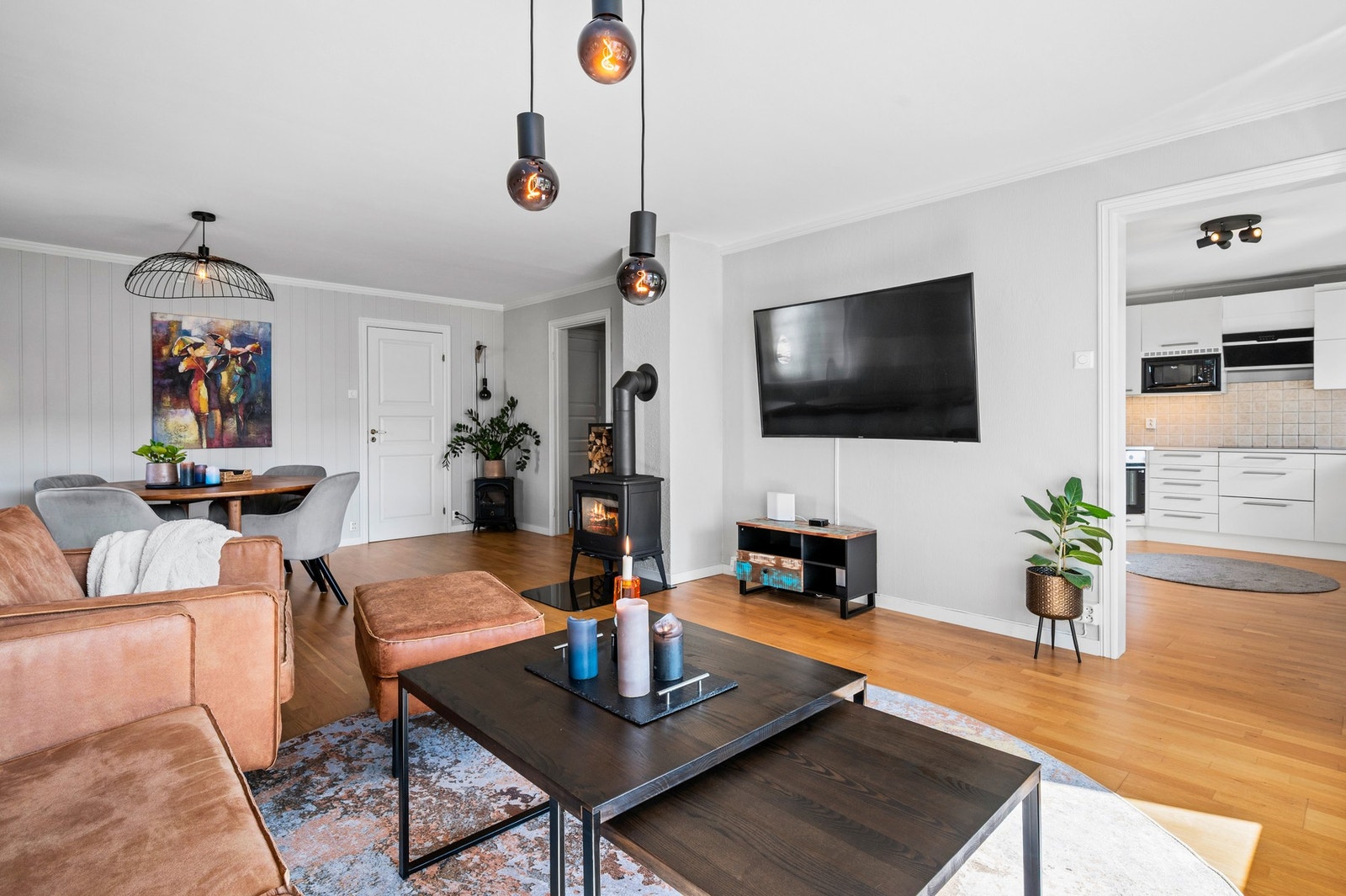 Stuen er på 30 kvm. Galleribilde