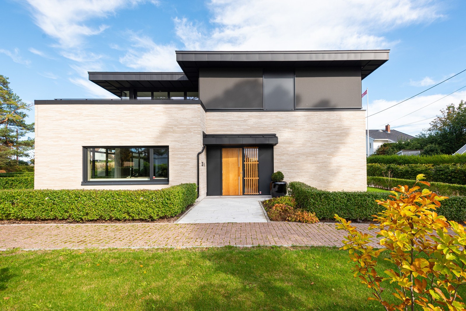 Moderne arkitektur og gode materialvalg. Galleribilde