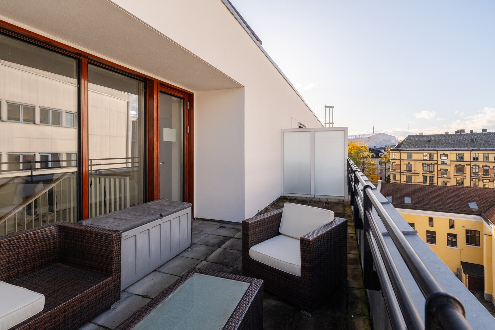 Takterrassene er alle møblerte. Galleribilde
