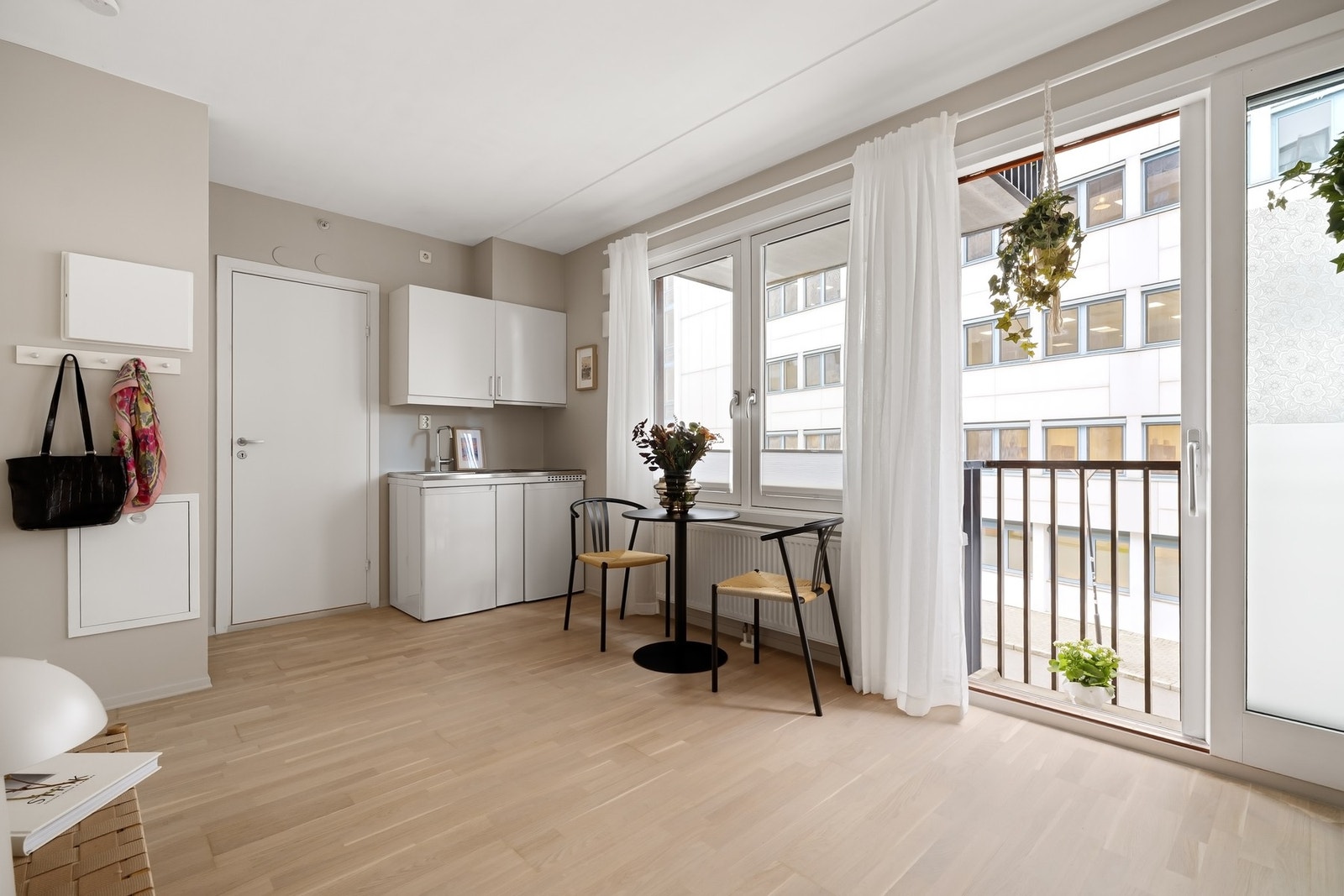 Leiligheten er en 1-roms på 21 effektive kvadratmeter. Galleribilde